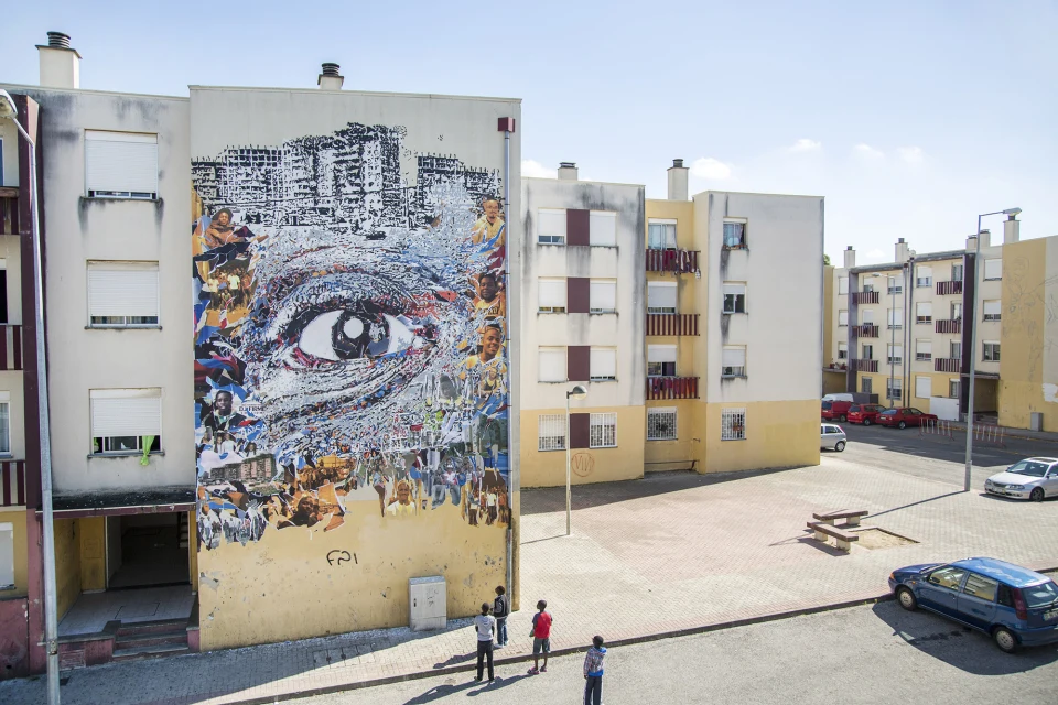 O Bairro i o Mundo, Quinta do Mocho — Walls work, 2015, Sacavém, Portugal