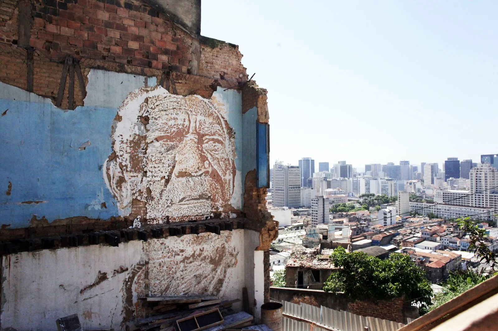 Morro da Providência — Walls work, 2012, Rio de Janeiro, Brazil