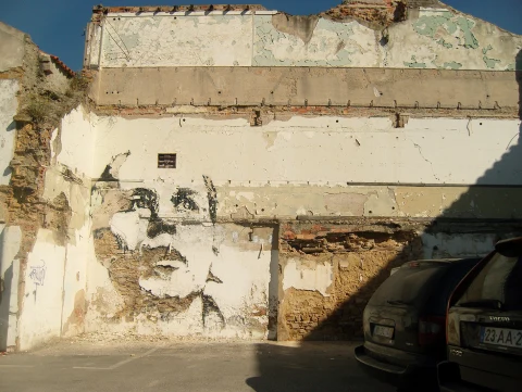 Torres Vedras — Walls work, 2009, Torres Vedras, Portugal