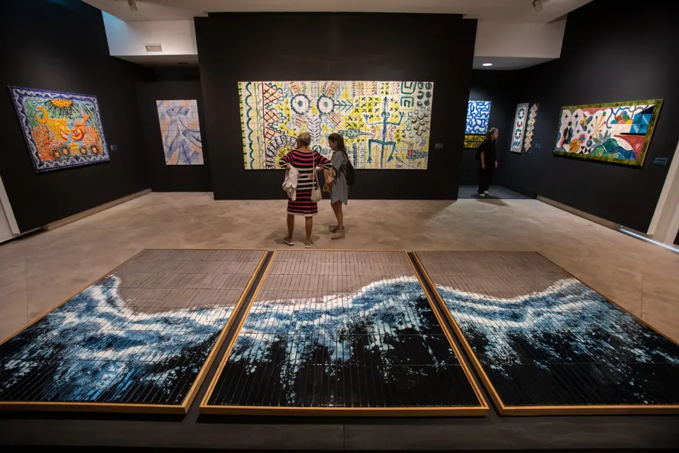 Uma perspetiva do presente, uma visão do futuro (Viúva Lamego 175th anniversary, Museu Nacional do Azulejo) — Tiles work, 2024, Lisbon, Portugal