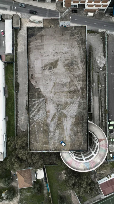 MINI x Vhils: Urban Canvas Project — Paredes, 2022, Lisboa, Portugal