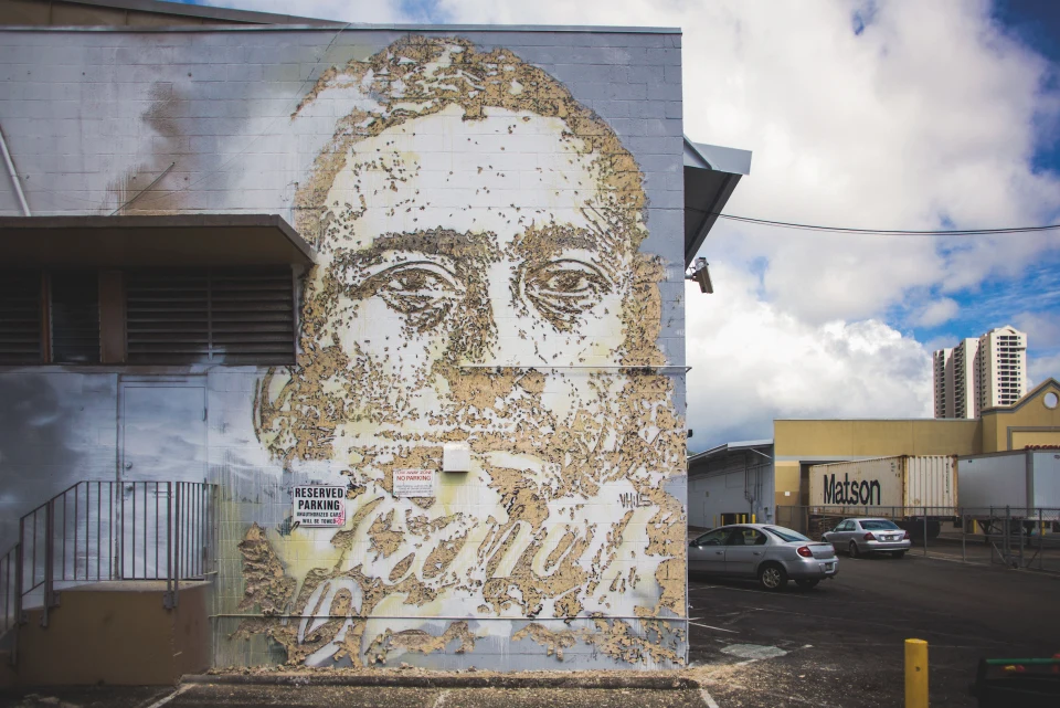 Scratching the Surface, Honolulu (Pow! Wow! Hawaii) — Paredes, 2014, Honolulu, Estados Unidos
