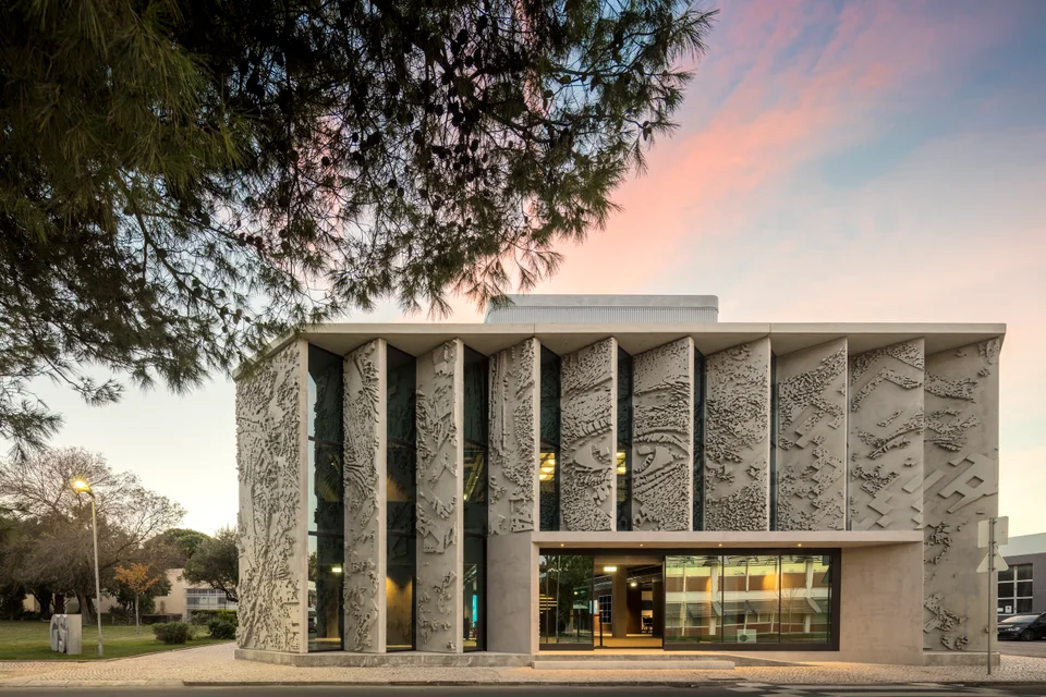 Headquarters of GS1 Portugal — Paredes, 2016, Lisboa, Portugal