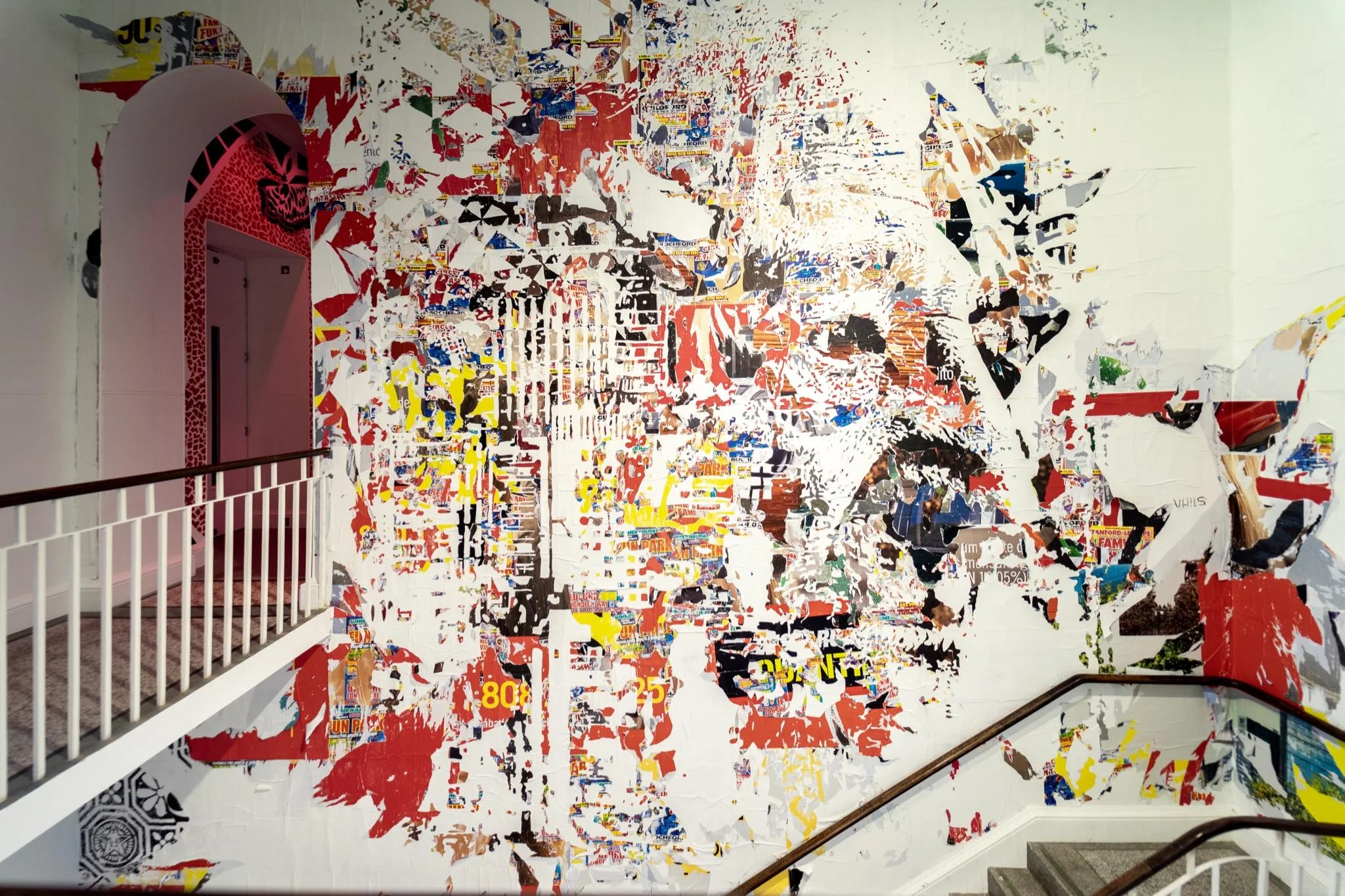Untitled (Beyond The Streets, London), 2023 — Paredes, 2023, Londres, Reino Unido