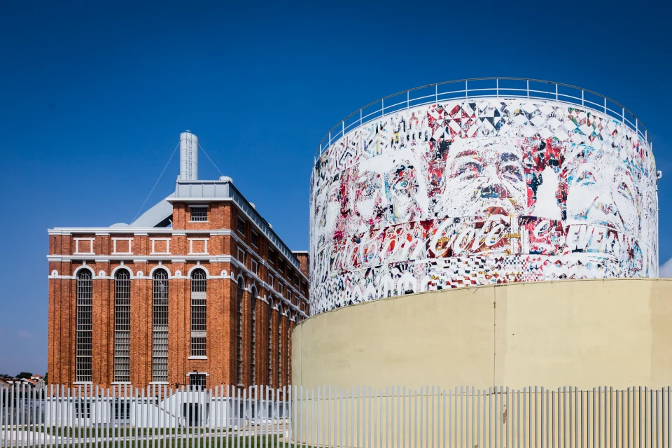 Dissecção / Dissection — Explosives work, 2014, Lisbon, Portugal